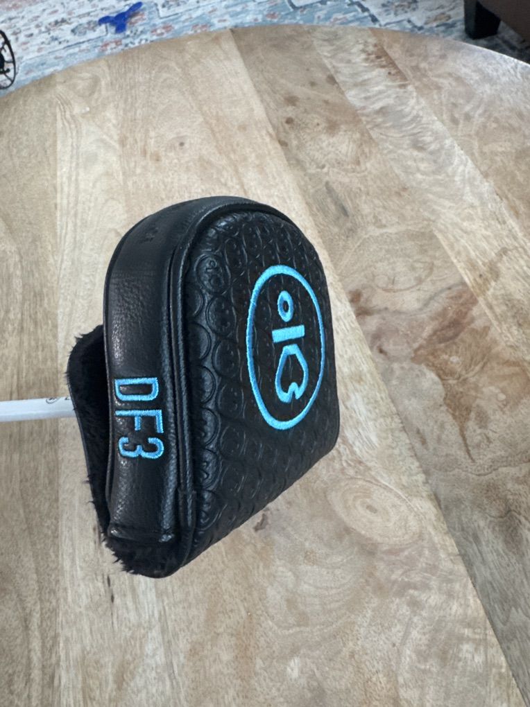 Lab Putter