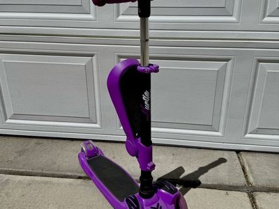 Kids hurtle 3-wheeled scooter - purple