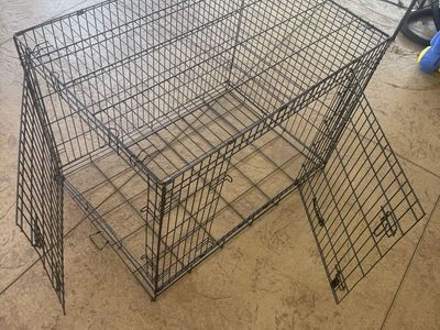 Large Folding Metal Wire Dog Crate with Double Doors and Removable Tray