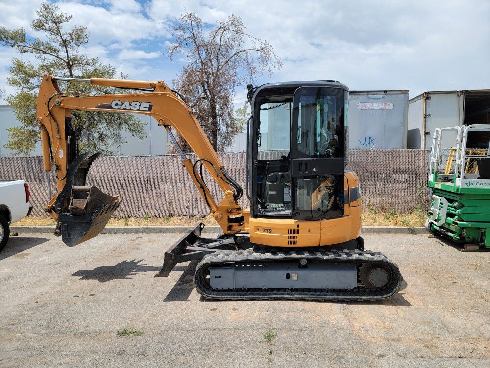 CASE MINI Excavator CX50B