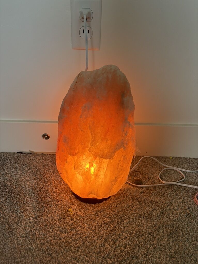 Pure Himayalan Salt lamp
