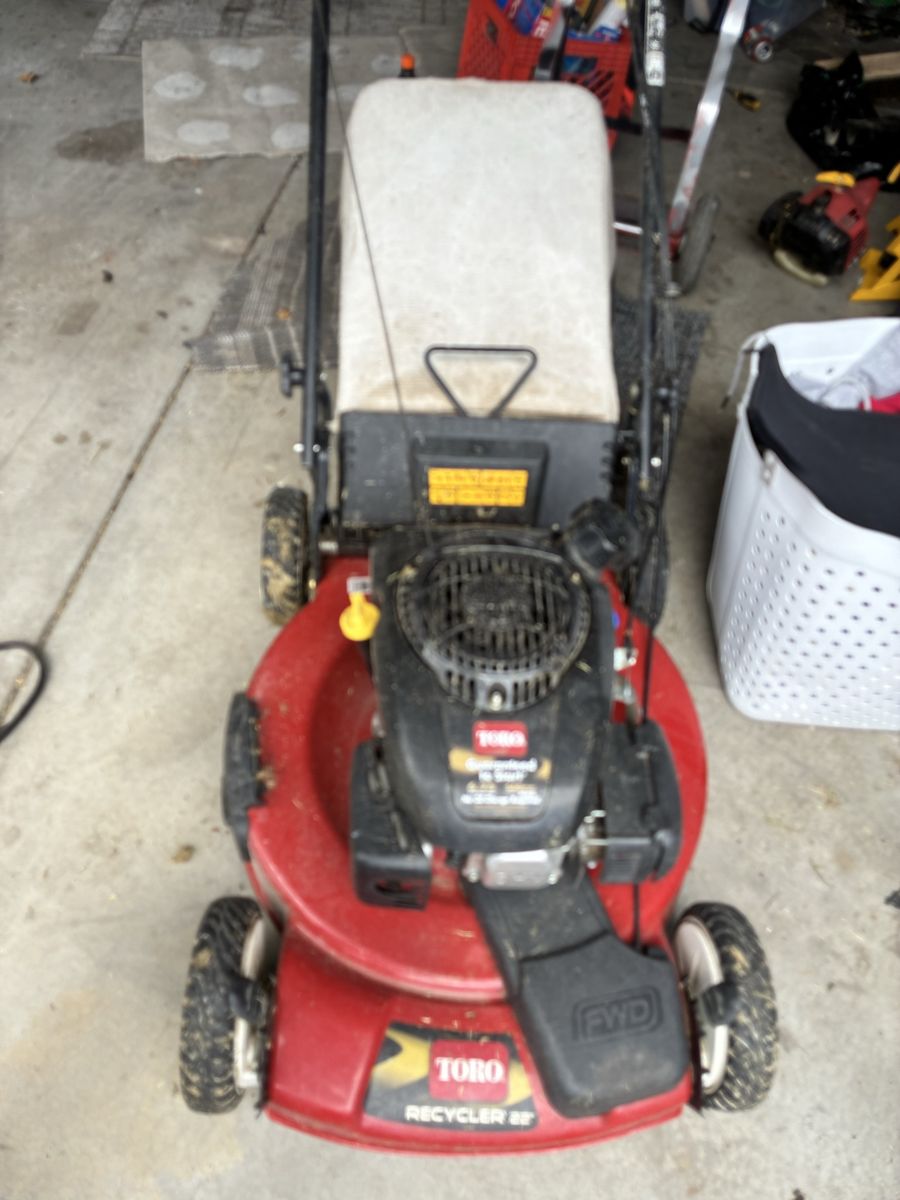 Toro lawnmower self propelled runs great