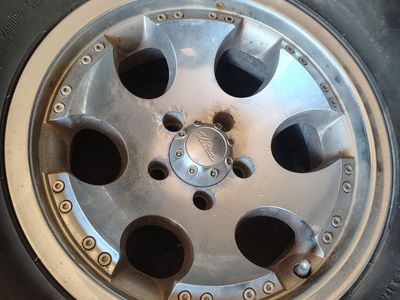 35x12.50r15 wheels and tires