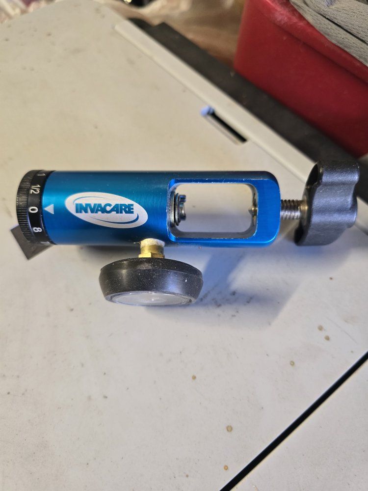 Oxygen Regulator