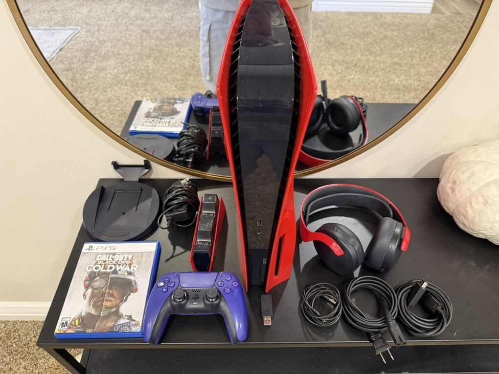PS5 Disc Red Edition With Extras