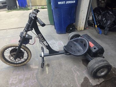 Razor DXT Electric Drift Trike 3-Wheel Ride-On