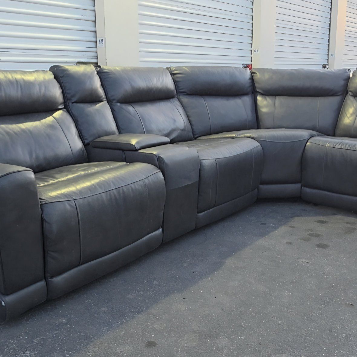 [FREE DELIVERY] Beautiful Real Leather Sectional