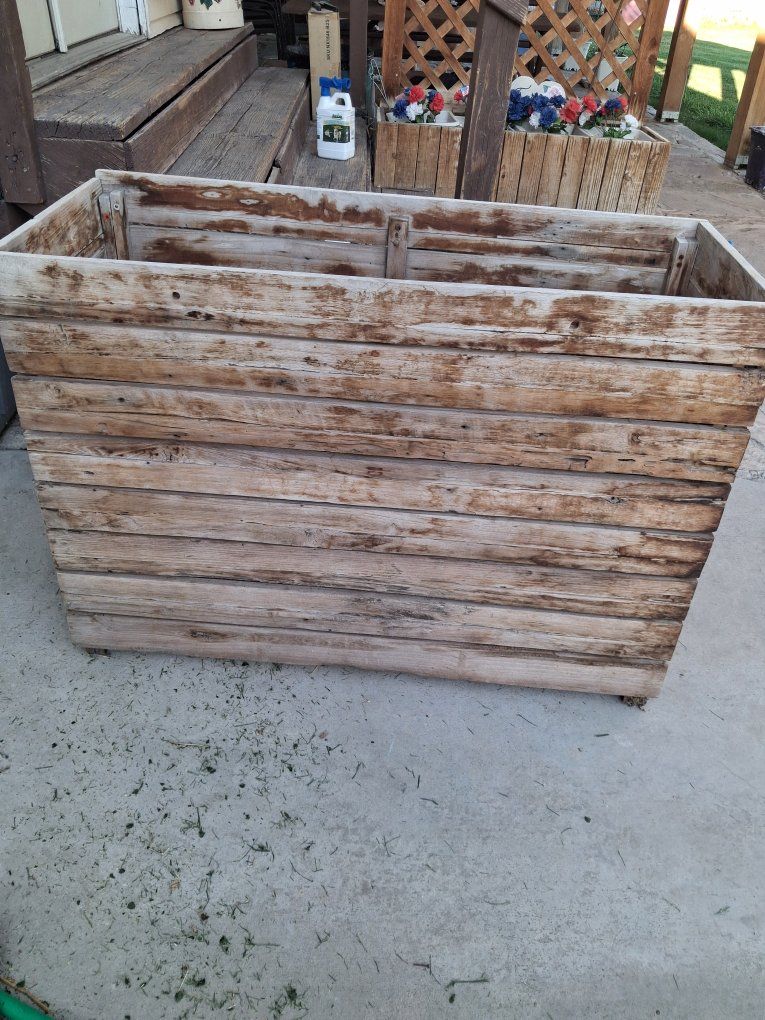 Large Rustic Wood Planter Box with Metal Grid Base for Garden or Patio