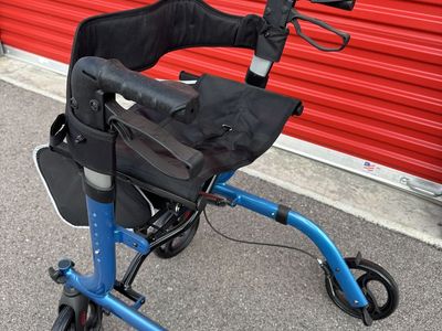 (Reduced) Healconnex Brand Walker For Seniors