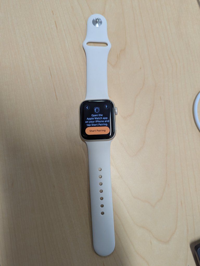 Brand New Apple Watch SE 3 smartwatch