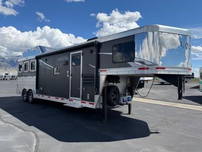 Used 2022 Lakota Charger 3H LQ