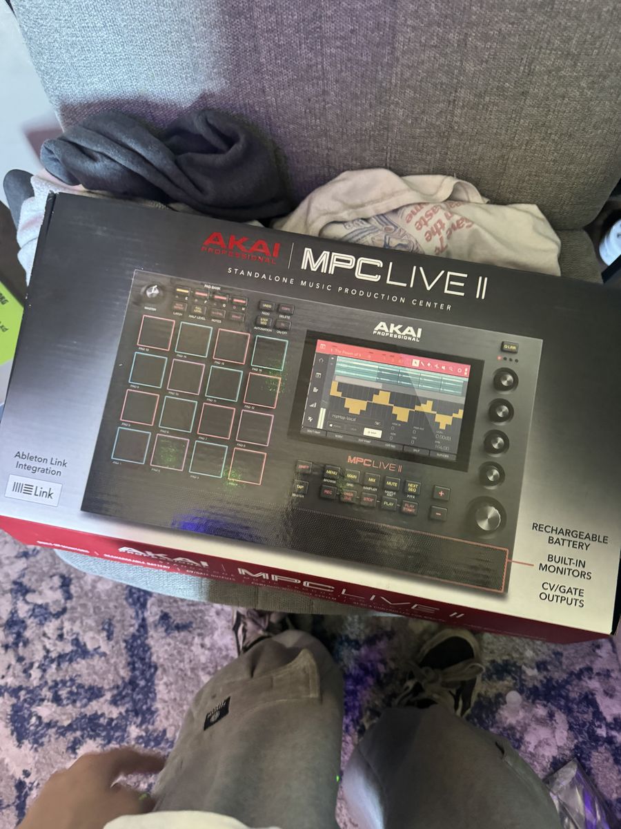 Akai Mpc Live 2