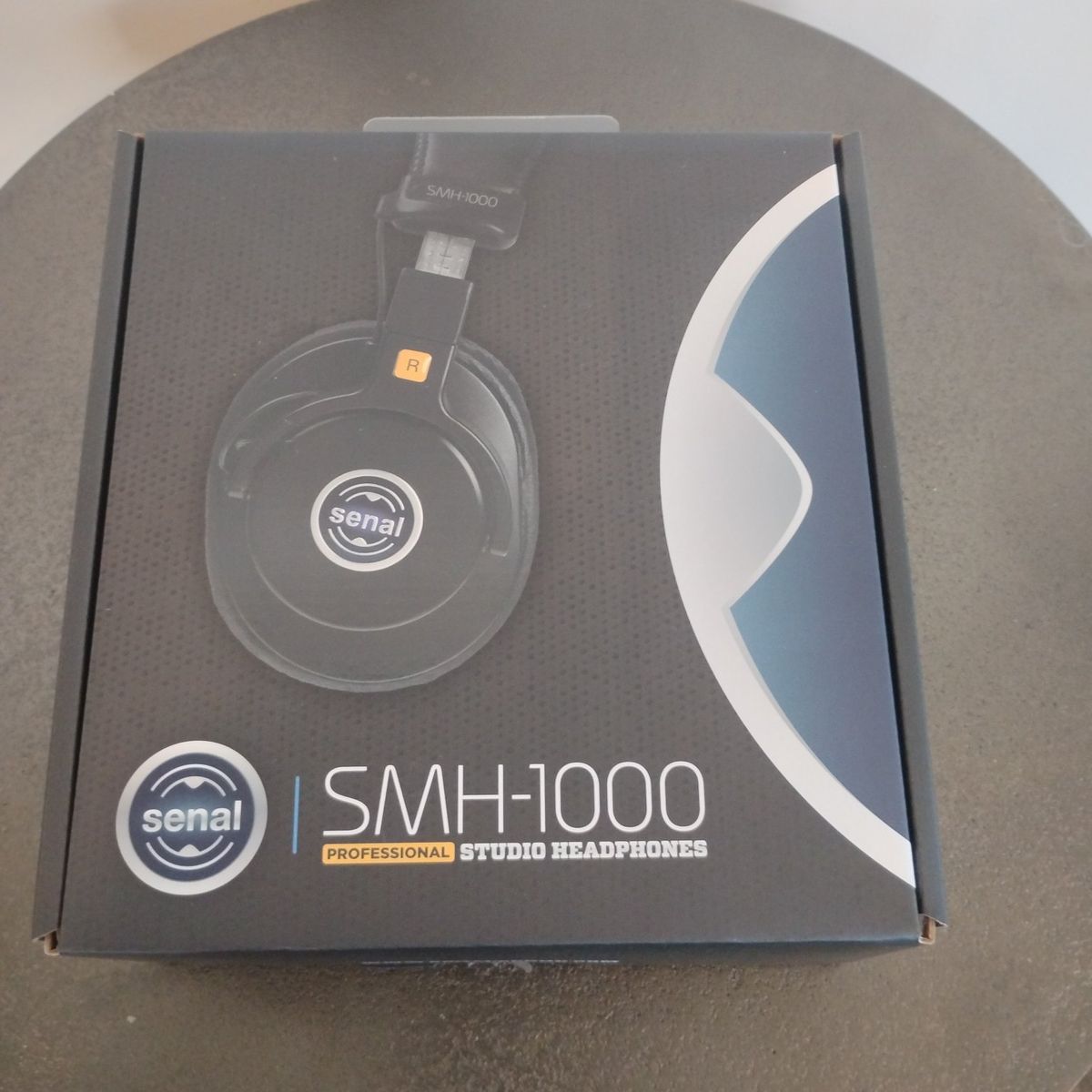 Smh 1000 studio headphones