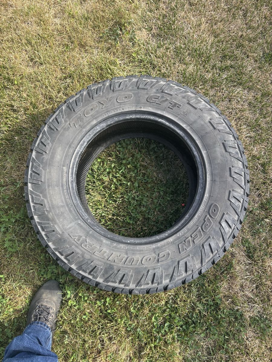 Uses Toyo tires