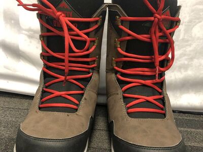 Used ThirtyTwo Shifty Lace - 31.0