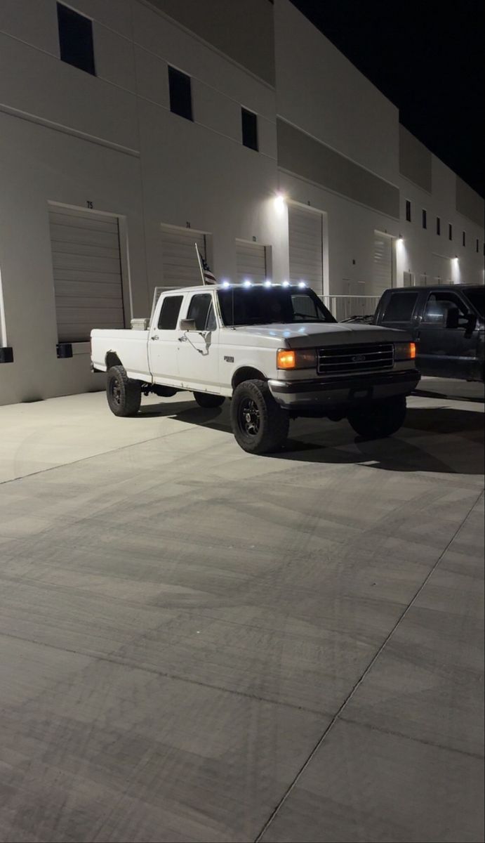1989 Ford F-350 XLT Lariat