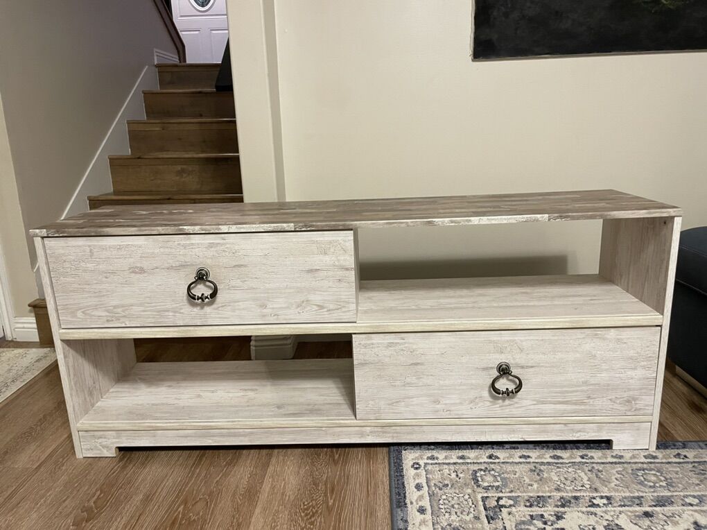 Ashley Willow 2 Drawer Tv-stand