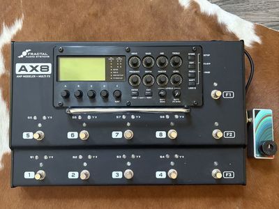 Fractal Audio AX8 Amp Modeler / Multi FX