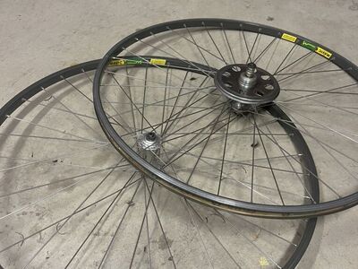 Campagnolo Wheelset (Vintage) 27 1/4