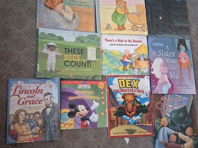 Lot of 20 Mixed Children's Books - Disney, Dr. Seuss, Frozen, Pooh, and More - Board & Picture Books