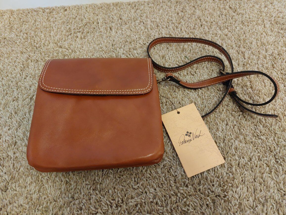 NWT Patricia Nash Heritage Balluri crossbody bag