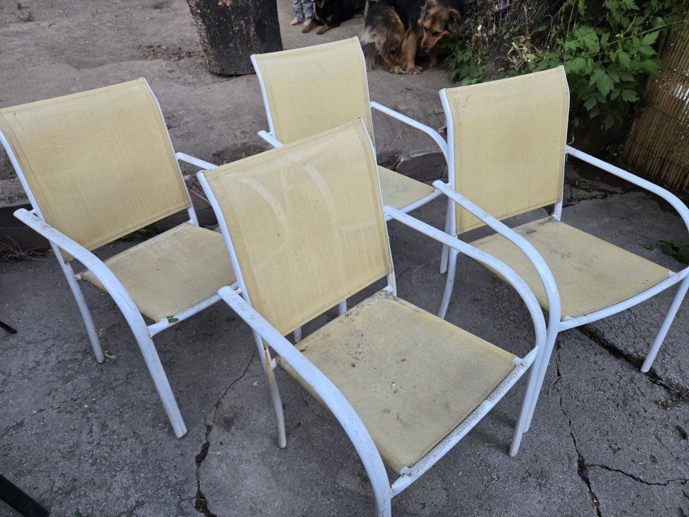 Outdoor Lawn Chairs