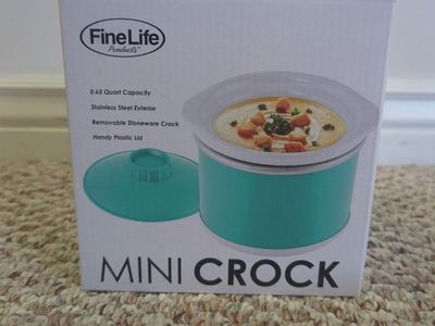 FineLife Mini Crock 0.65 Quart Slow Cooker with Removable Stoneware Crock & Lid