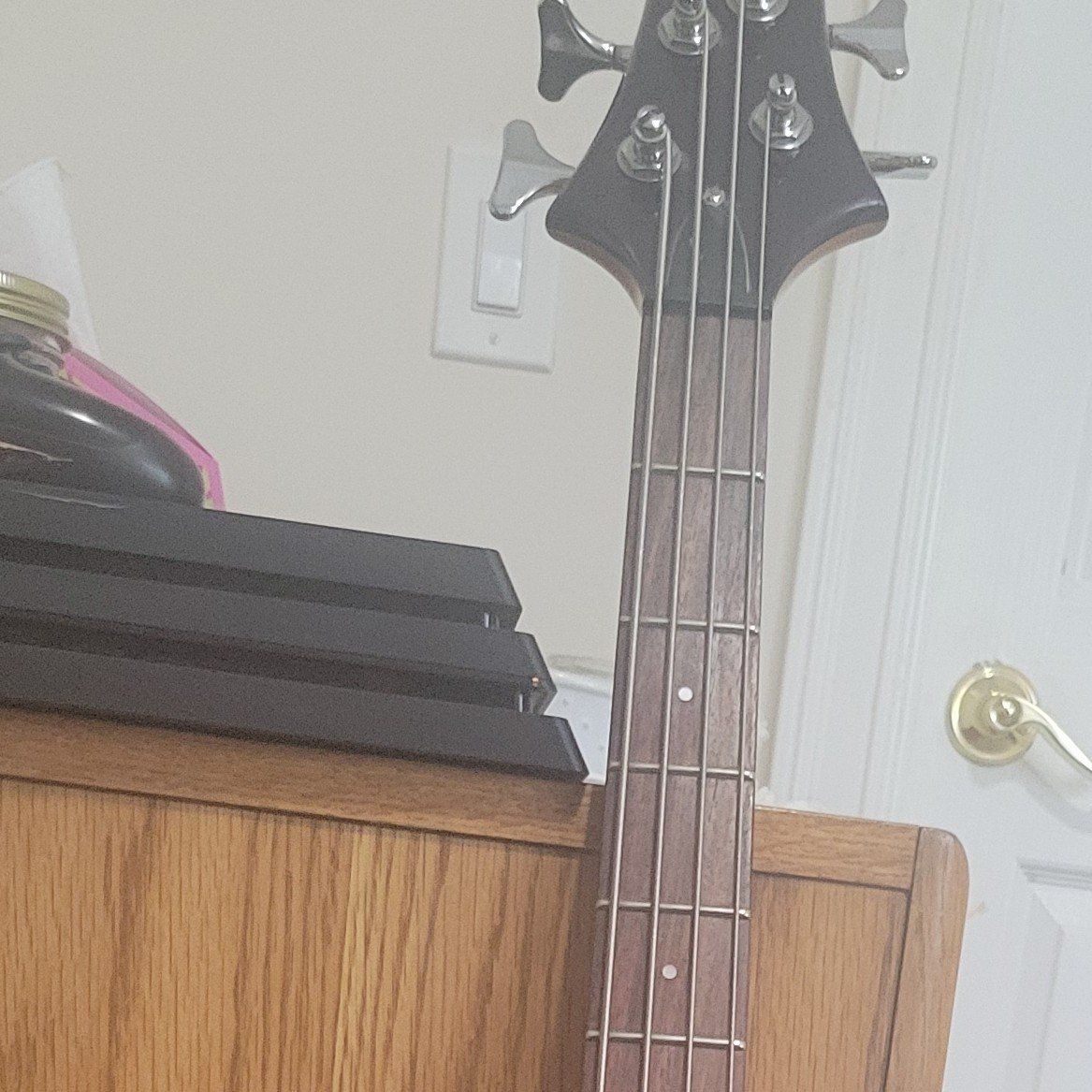 Ltd B-104 Bass guitar