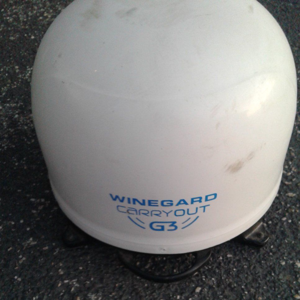 Wineqard G3 Portable RV Satelite