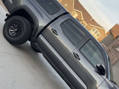 Leer 100XR 5ft Tacoma Shell