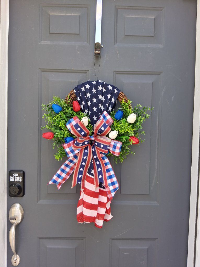 **NEW HANDMADE MEMORIAL DAY/ PATRIOTIC/ 250 ANNIVERSARY WREATH $60 DESIGN, DECOR, FLORALS