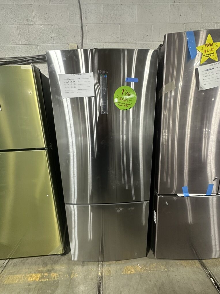 PERFECT BRAND NEW MIDEA BOTTOM FREEZER - FRIDGE