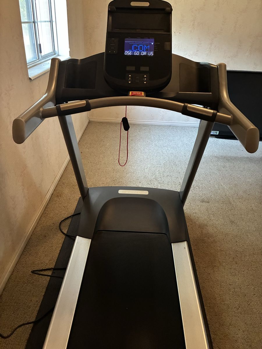 Like-New Precor TRM 223 Treadmill - Only 130 Hours! (Commercial Grade)