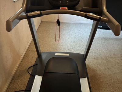 Like-New Precor TRM 223 Treadmill - Only 130 Hours! (Commercial Grade)