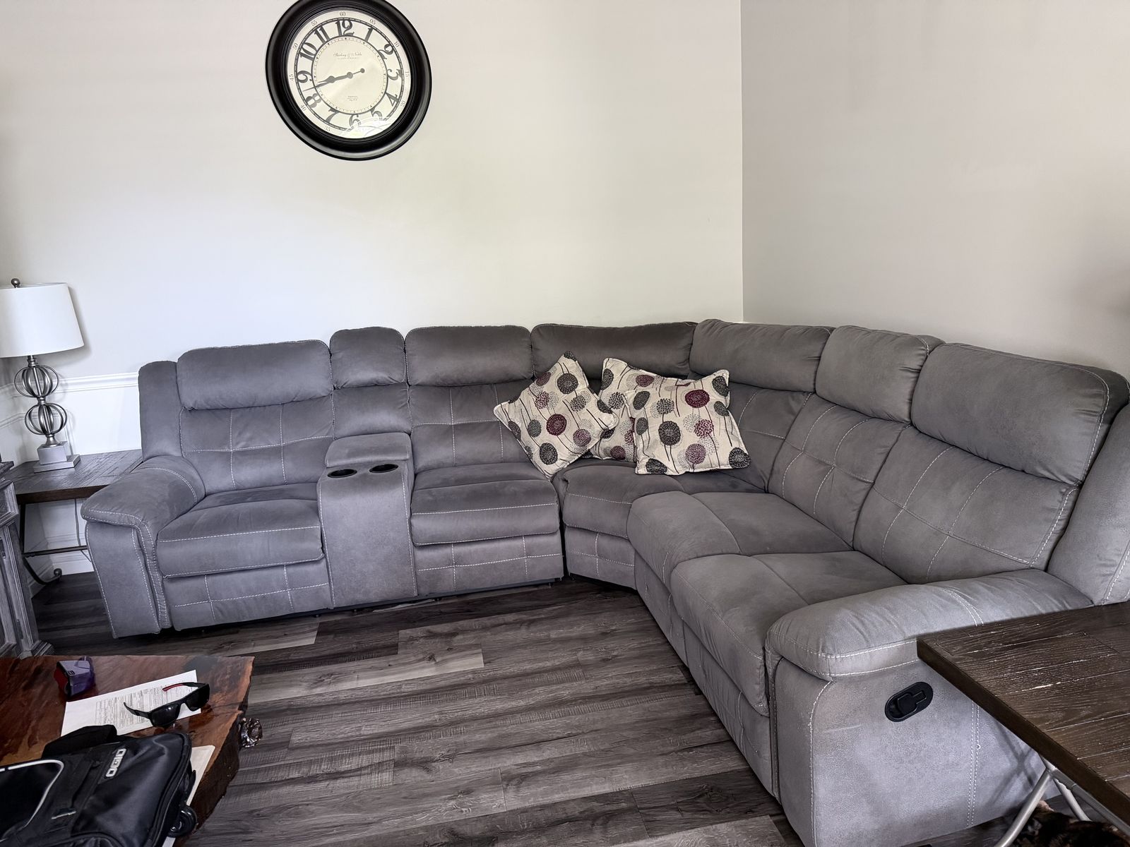 Sectional with lamps,end tables, coffee table