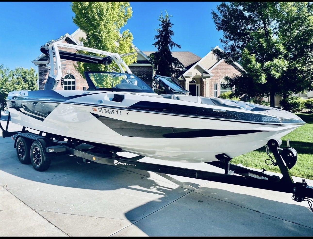 2020 Supreme S238 Surf Boat For Rent!