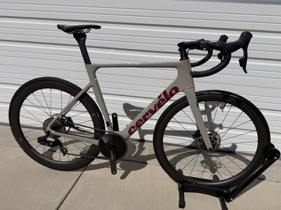 Cervelo Soloist, SRAM Force AXS Power Meter