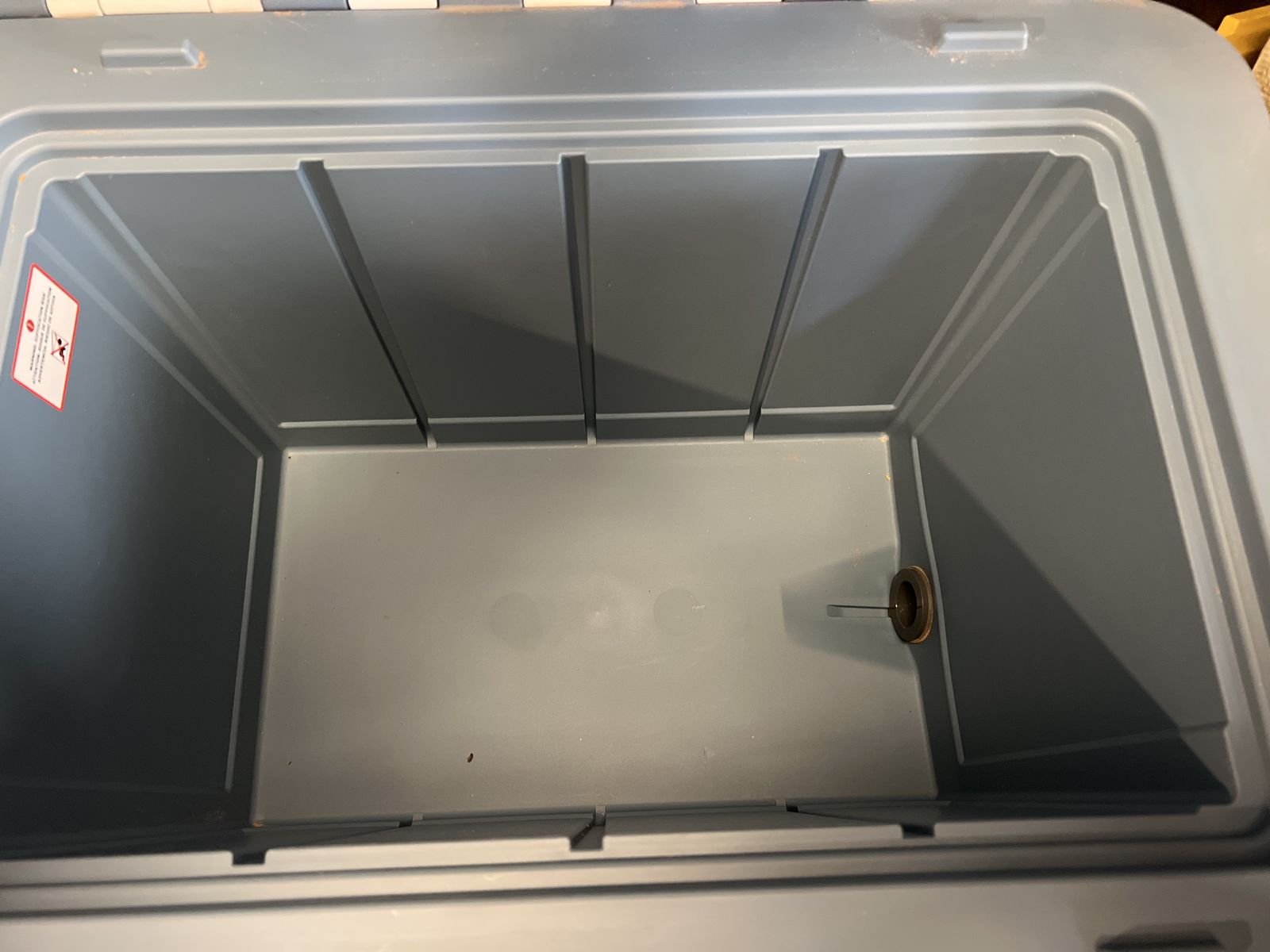 Main image 10