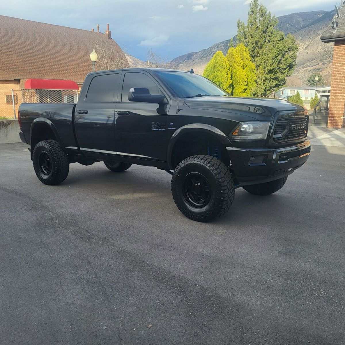 2018 RAM 2500 Laramie