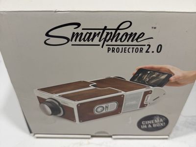 Smartphone Projector 2.0 DIY Portable Home Cinema Box