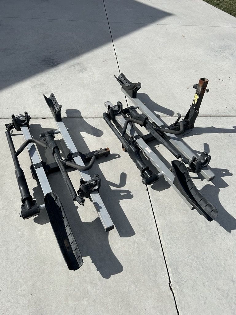 Thule 2-Bike Hitch Rack w/ Additional 2-Bike Extension