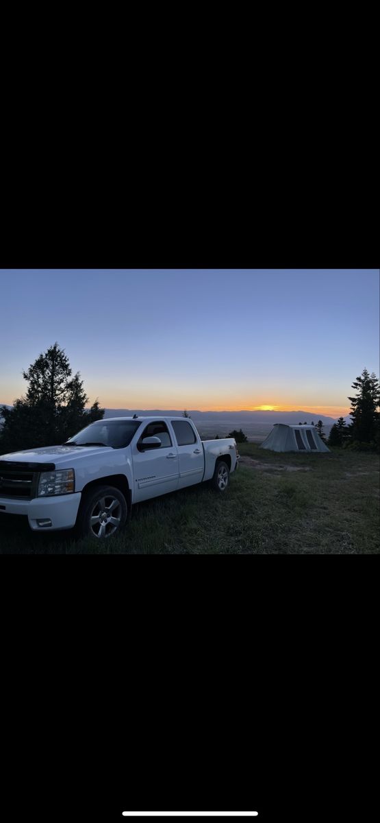 Main image 5