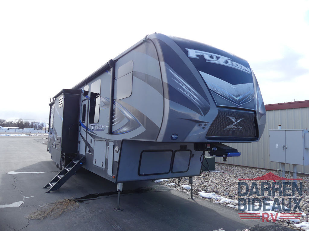 2017 Keystone RV Fuzion 423