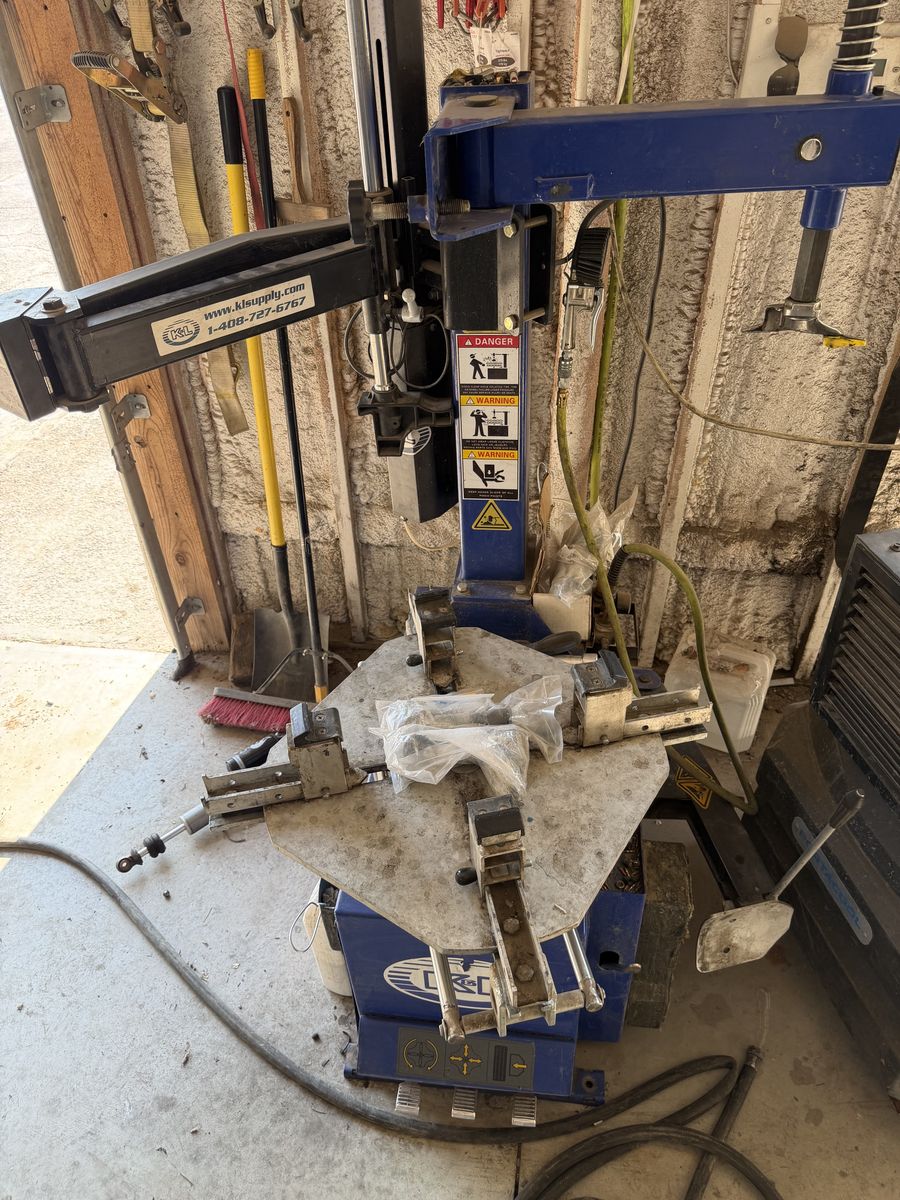 K&l  MC 680 tire machine