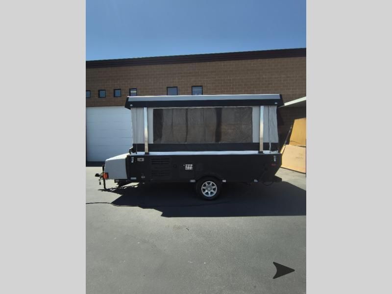 Main image 6