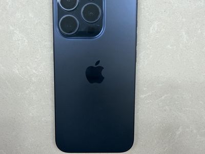 iPhone 15 pro 128GB
