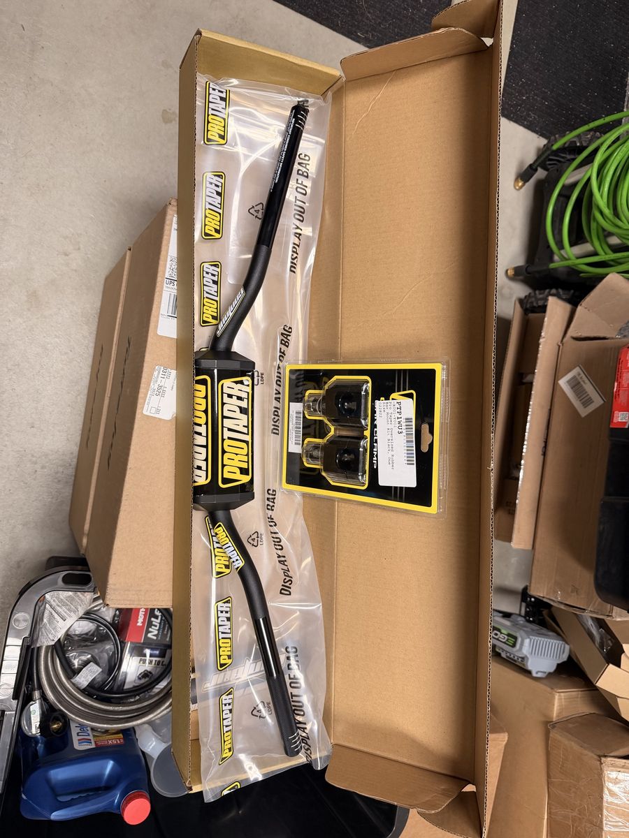 ProTaper 1 1/8" Handlebars And Mount