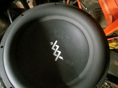 Re Audio xXx 15" V2 D2 subwoofer