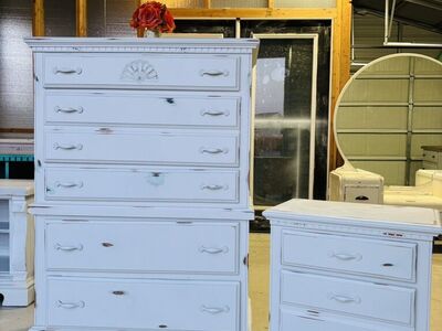 Dresser Set