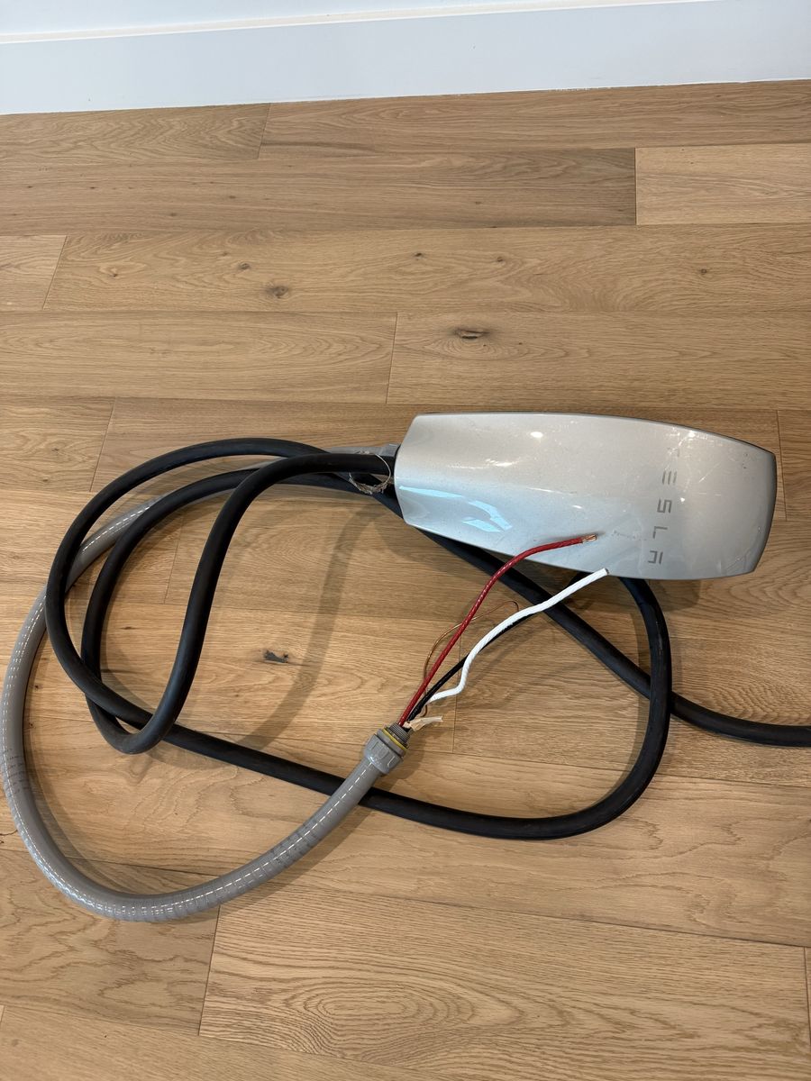 Tesla wall connector for home-24’ cable